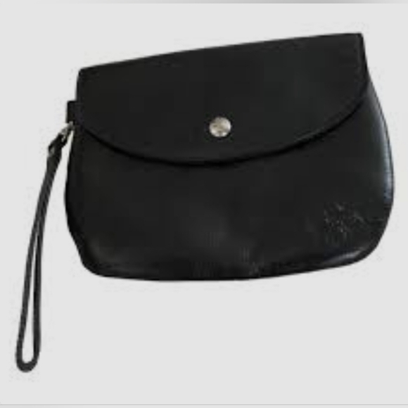 Patricia Nash Handbags - Patricia Nash Black Wristlet Clutch